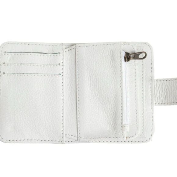 Myra Prairie Meadow Wallet - Picture 7 of 7